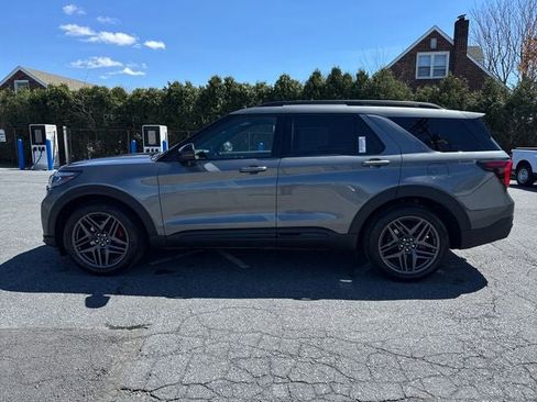 New 2026 Ford Explorer ST AWD/4WD image 2