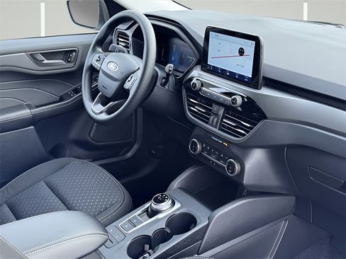 New 2026 Ford Escape Active image 6