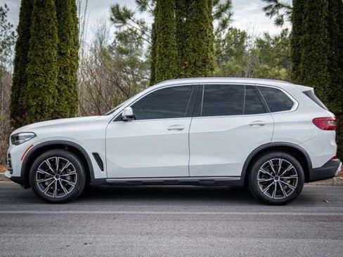 Used 2019 BMW X5 xDrive40i w/ Parking Assistance Package image 9