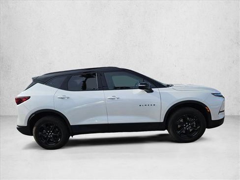 Used 2024 Chevrolet Blazer LT w/ Sound & Technology Package image 4