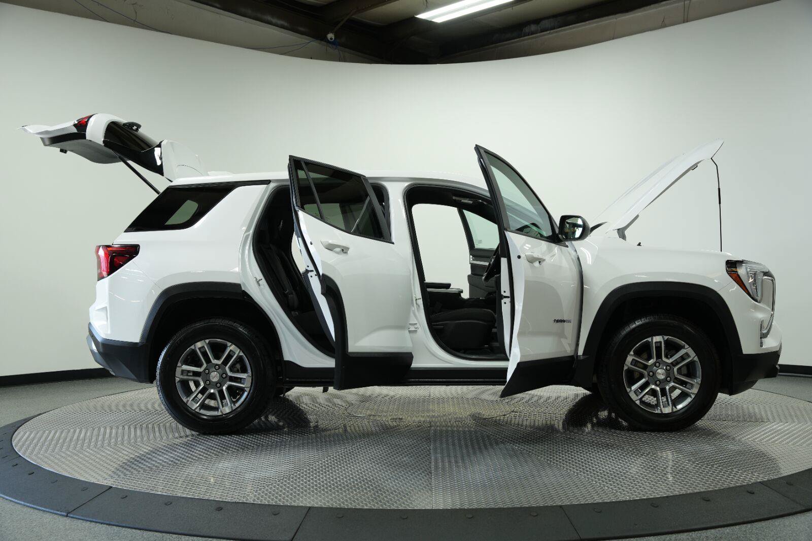 Certified 2026 GMC Terrain Elevation FWD image 10