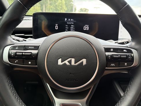 Certified 2025 Kia K5 GT-Line w/ GT-Line Premium Package FWD image 11