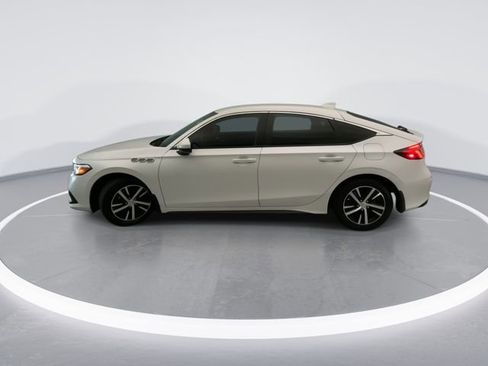 Used 2024 Honda Civic LX image 3