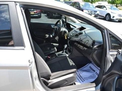 Used 2016 Ford Fiesta SE FWD image 20