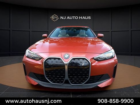 Used 2024 BMW i4 eDrive35 w/ Premium Package RWD image 3