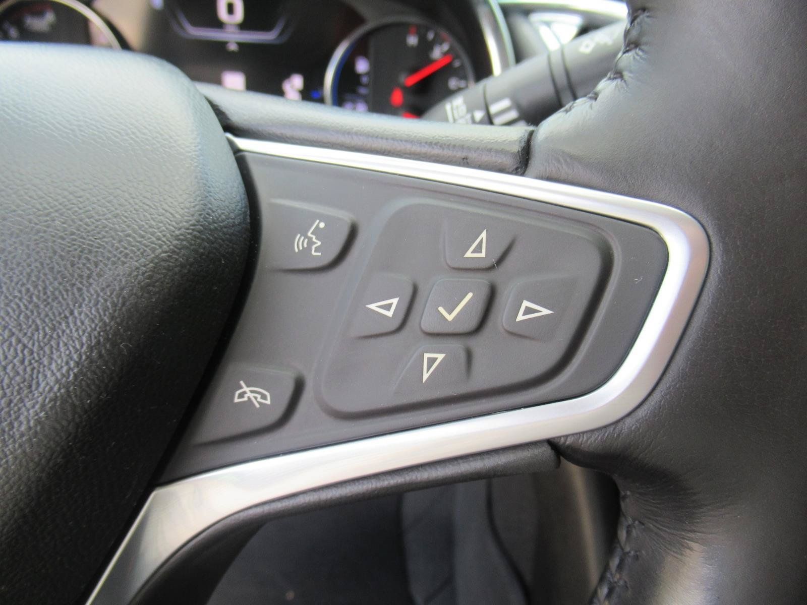 Used 2022 Chevrolet Malibu Premier FWD image 25
