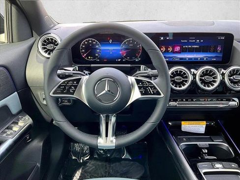 New 2026 Mercedes-Benz GLA 250 image 18