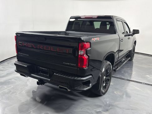 Used 2020 Chevrolet Silverado 1500 Custom w/ Custom Value Package AWD/4WD image 5