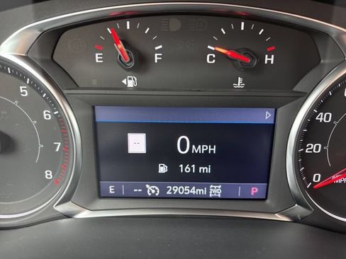 Used 2023 GMC Acadia SLE w/ Driver Convenience Package AWD/4WD image 2