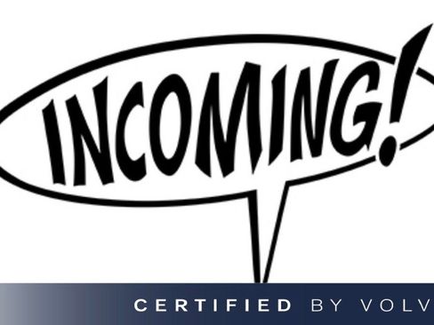 Used 2023 Volvo XC40 B5 Plus w/ Climate Package AWD/4WD image 1