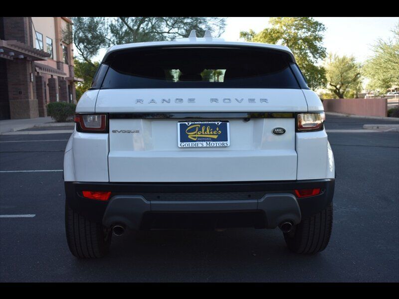 Used 2018 Land Rover Range Rover Evoque SE AWD/4WD image 9