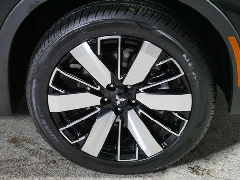Used 2025 Mitsubishi Outlander SE AWD/4WD image 15