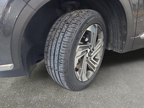 Used 2022 Hyundai Santa Fe SEL w/ Convenience + Premium Package FWD image 30