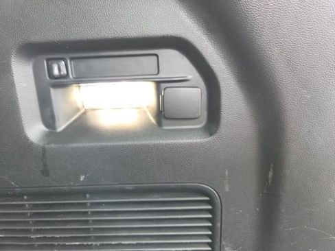 Used 2023 Ford Explorer XLT w/ Equipment Group 202A image 14