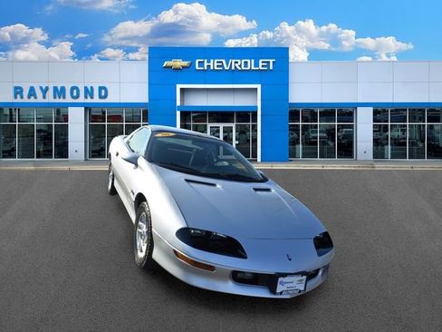 Used 1996 Chevrolet Camaro Z28 RWD image 9