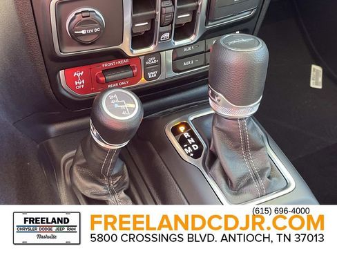 New 2025 Jeep Gladiator Rubicon w/ Convenience Group image 21