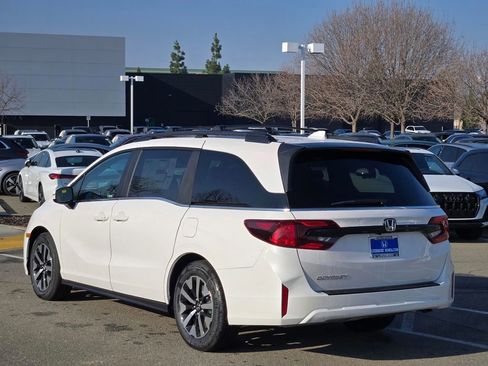 New 2026 Honda Odyssey EX-L image 6