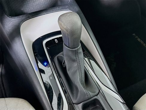 Used 2020 Toyota Corolla L image 22