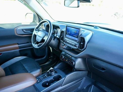 Used 2023 Ford Bronco Sport Outer Banks image 15