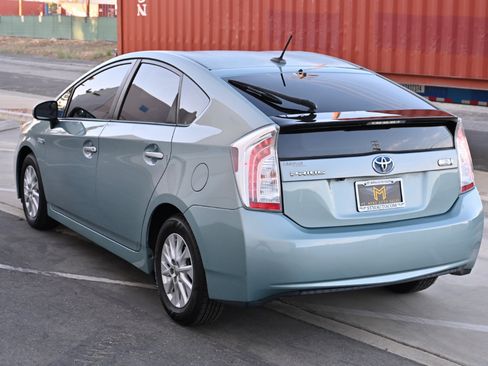 Used 2014 Toyota Prius Prime Plug-In Hybrid FWD image 5