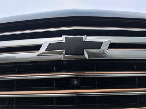 Used 2022 Chevrolet Tahoe High Country image 25