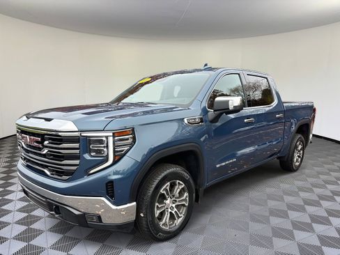 Used 2024 GMC Sierra 1500 SLT image 6