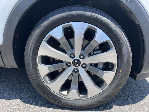 Used 2020 Kia Telluride EX w/ EX Premium Package FWD image 28