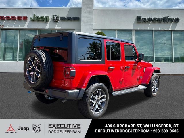 Used 2024 Jeep Wrangler Unlimited w/ Convenience Group AWD/4WD image 4
