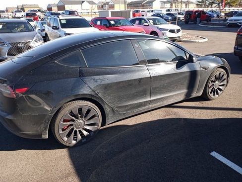 Used 2021 Tesla Model 3 Performance image 2