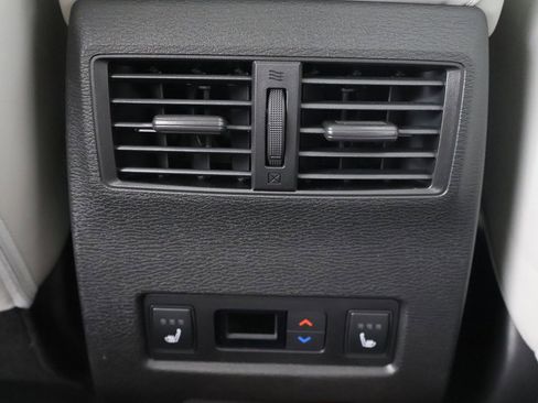 New 2025 Mitsubishi Outlander SEL image 60