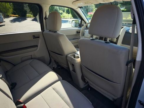 Used 2012 Ford Escape 4WD Hybrid image 41