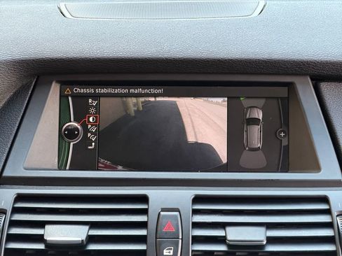 Used 2012 BMW X5 xDrive50i image 11