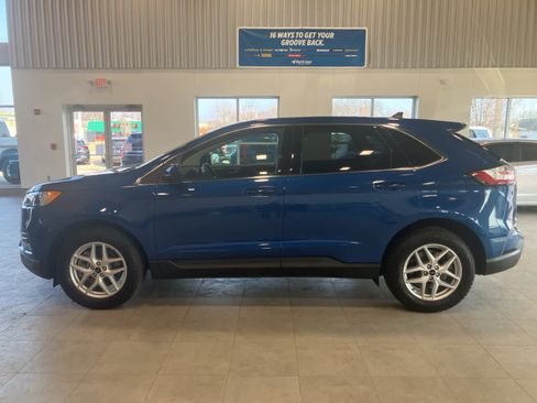 Used 2023 Ford Edge SEL w/ Convenience Package image 8