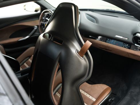 Used 2022 Ferrari 296 GTB RWD image 21