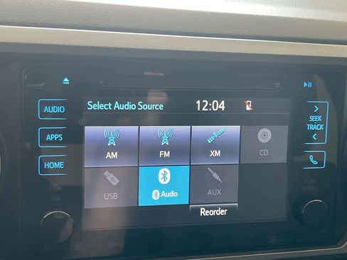 Used 2016 Toyota Tacoma TRD Off-Road w/ Premium & Technology Package AWD/4WD image 16