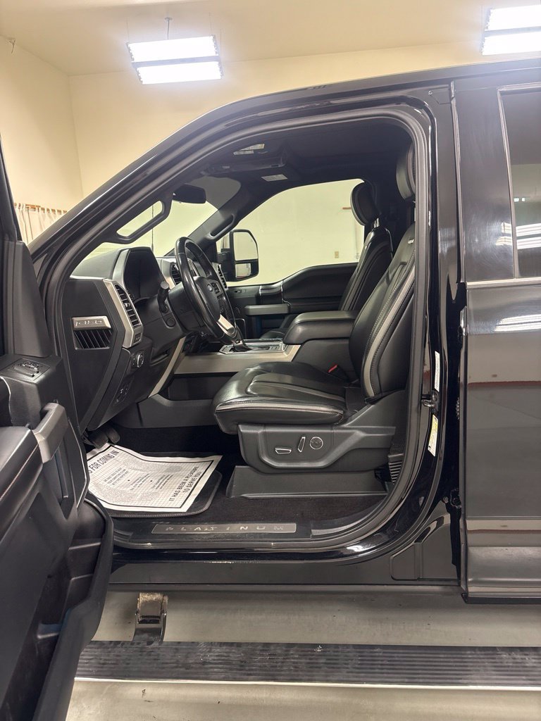 Used 2018 Ford F150 Platinum w/ Equipment Group 701A Luxury AWD/4WD image 10
