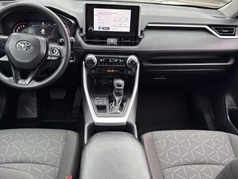 Used 2024 Toyota RAV4 XLE image 16