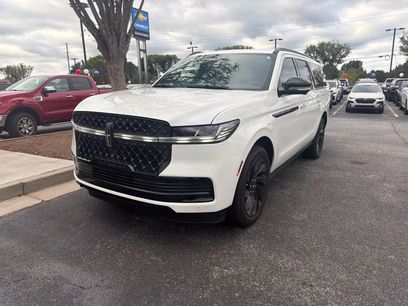 Used 2025 Lincoln Navigator L Reserve w/ Jet Appearance Package