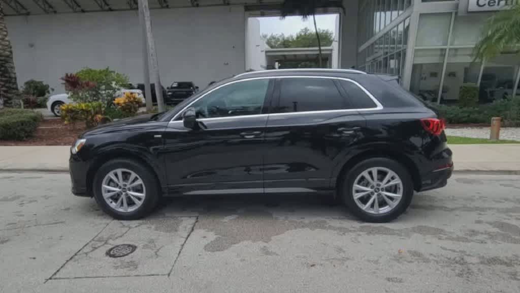 Certified 2024 Audi Q3 2.0T Premium AWD/4WD image 5