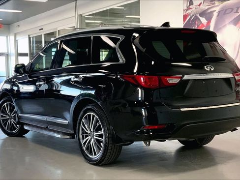 Used 2017 INFINITI QX60 Luxe w/ Deluxe Technology Package image 4