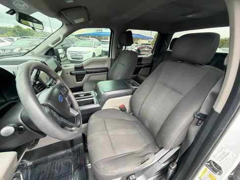 Used 2017 Ford F150 XL w/ Equipment Group 101A Mid RWD image 9