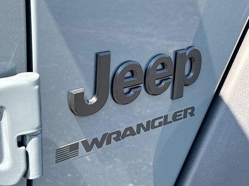New 2026 Jeep Wrangler Sport AWD/4WD image 19