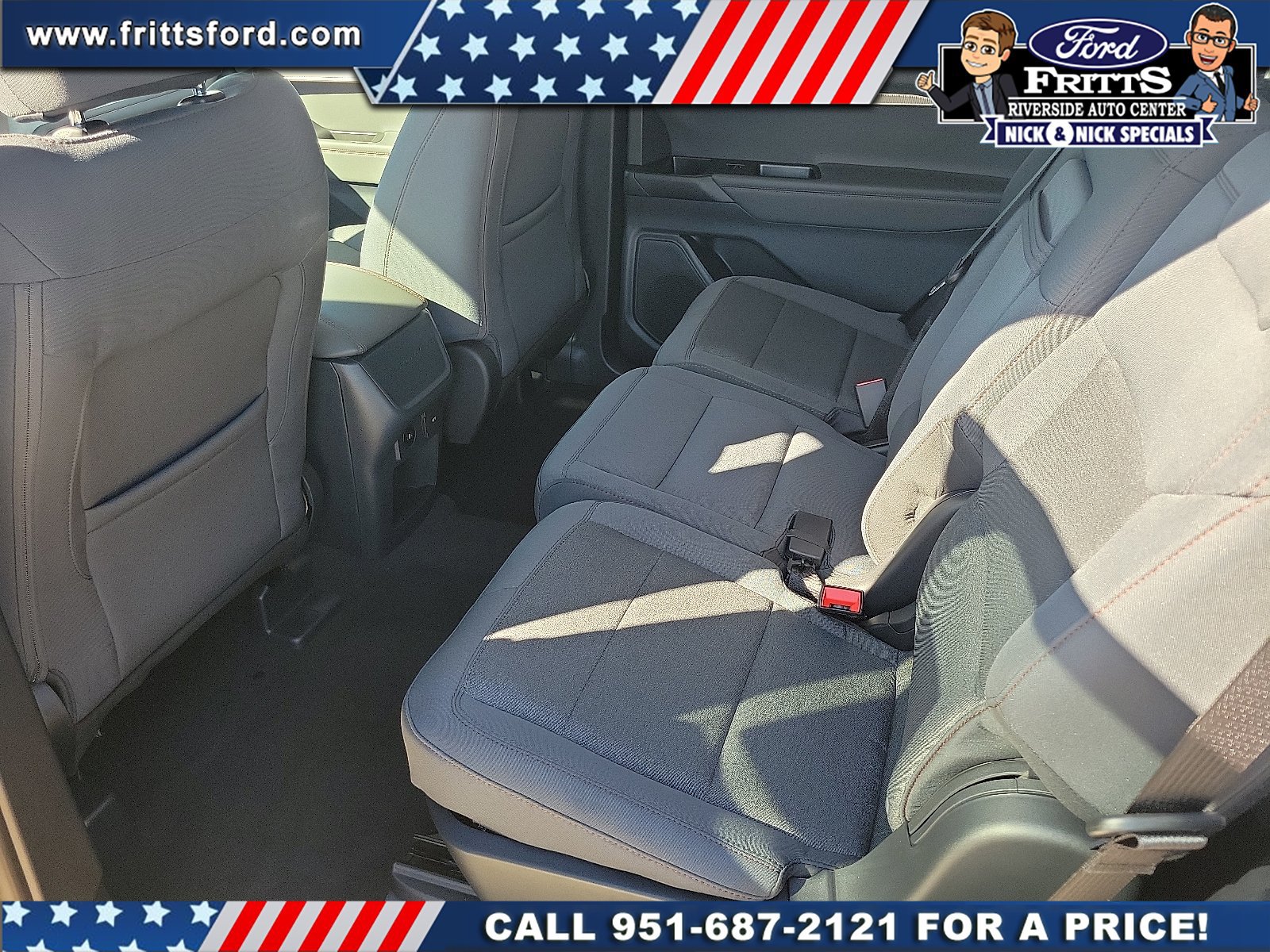 New 2026 Ford Explorer Active RWD image 15