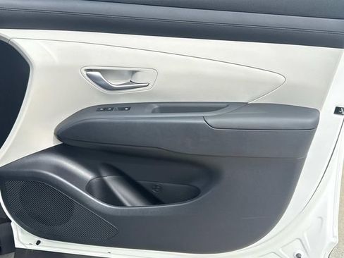 New 2026 Hyundai Tucson SEL FWD image 17