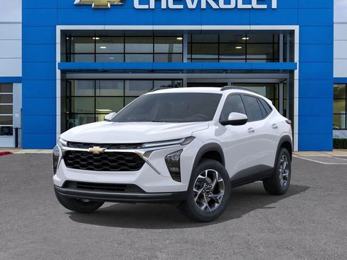 New 2026 Chevrolet Trax LT w/ LT Convenience Package image 6