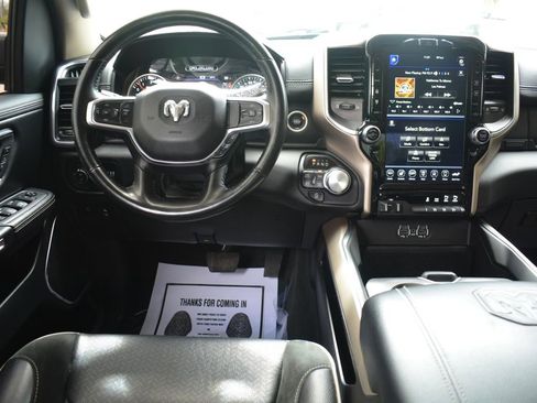 Used 2021 RAM 1500 Laramie AWD/4WD image 3