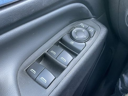 Used 2024 Chevrolet Equinox LT image 22