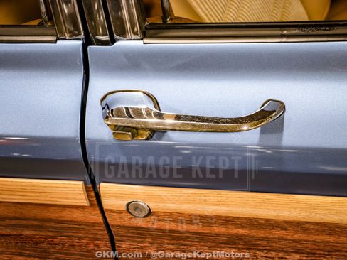 Used 1987 Jeep Grand Wagoneer AWD/4WD image 55