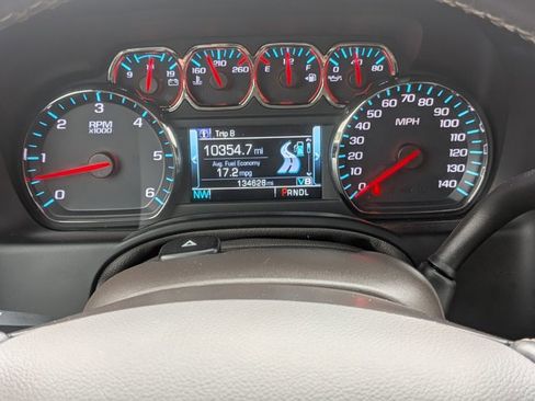 Used 2020 GMC Yukon XL SLT w/ Premium Edition image 11