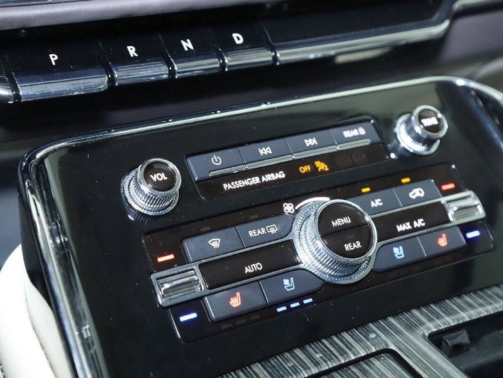 Used 2022 Lincoln Navigator L Black Label AWD/4WD image 30